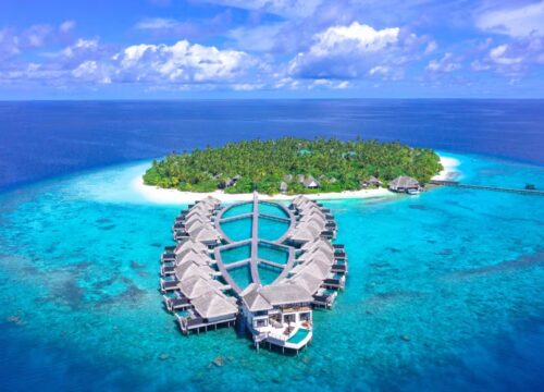 The Rise of Last-Chance Tourism Trend